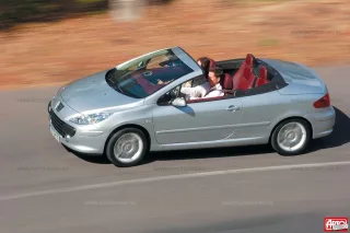 Windy. Ford Focus Coupe-Cabriolet, Opel Astra TwinTop, Volkswagen Eos and Volvo C70