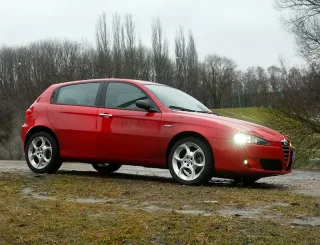 Alfa Romeo 147: Alfaзависимость
