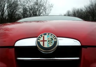 Alfa Romeo 147: Alfaзависимость