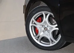 Alfa Romeo MiTo: Відчуваєш? Спека!