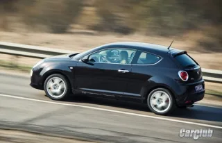 Alfa Romeo MiTo: Відчуваєш? Спека!