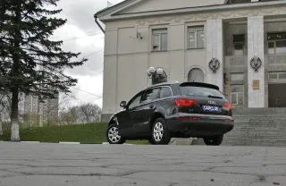 Audi Q7: Еще один очень, очень, очень хороший стейк