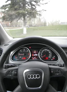 Audi Q7: Еще один очень, очень, очень хороший стейк
