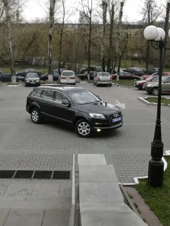 Audi Q7: Еще один очень, очень, очень хороший стейк