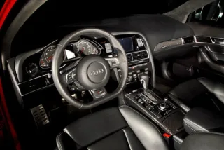 Тест-драйв Audi RS6: Білий шум