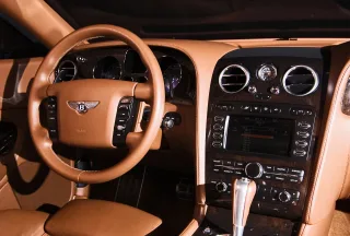 Новорічний подарунок Bentley - ексклюзивний тест Continental GT