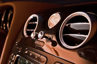 Новорічний подарунок Bentley - ексклюзивний тест Continental GT