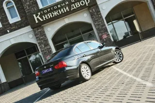 Тест-драйв BMW 330i xDrive: володар дороги