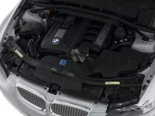 Тест-драйв BMW 330i xDrive: володар дороги