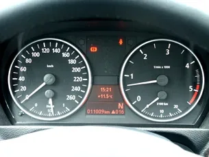 BMW 330XdA: Дизельний експрес