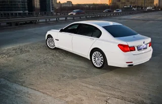 Тест-драйв BMW 750Li: стремление к совершенству