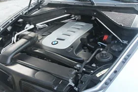 BMW X5: Позашляховий флагман