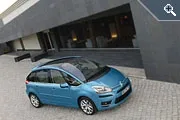 Citroen С4 Picasso: пейзаж у сонячних тонах