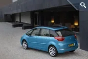 Citroen С4 Picasso: пейзаж у сонячних тонах