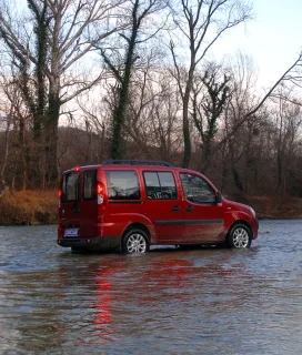 Fiat Doblo: Dobloдетель