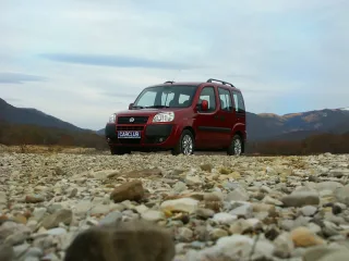 Fiat Doblo: Dobloдетель