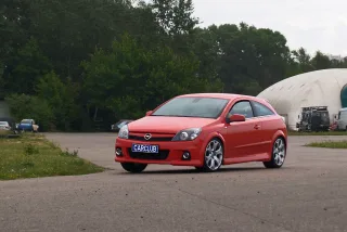 Honda+Ford+Opel: Redness