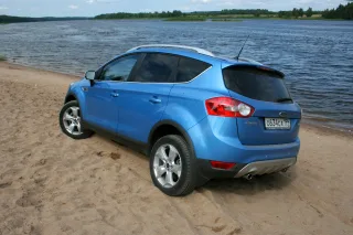 Тест-драйв Ford Kuga 2.5 AT: С автоматом наперевес