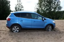Тест-драйв Ford Kuga 2.5 AT: С автоматом наперевес