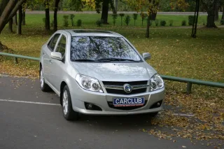 Geely MK: Велкам ту Чайна С-клас
