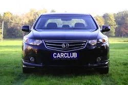 Тест-драйв Honda Accord: преміум у маси