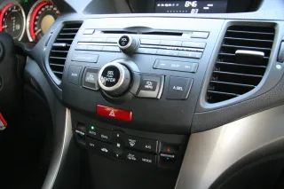 Тест-драйв Honda Accord: преміум у маси