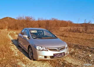 Honda Civic: Сивка-Бурка, или С Новым годом