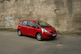 Test drive Honda Jazz: Cargo spaceship