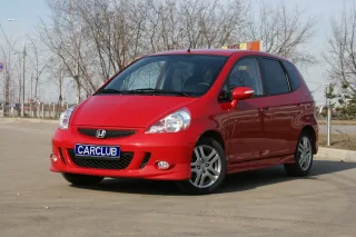 Test drive Honda Jazz: Cargo spaceship