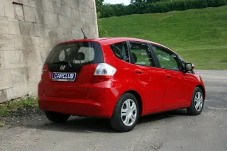 Test drive Honda Jazz: Cargo spaceship