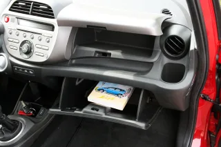 Test drive Honda Jazz: Cargo spaceship
