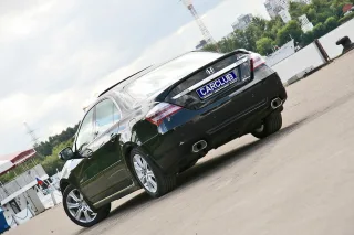Тест-драйв Honda Legend: демонстрация силы
