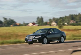 Тест-драйв Honda Legend: демонстрация силы