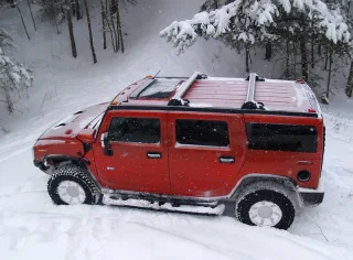 Hummer H2: If you didn't hide, it's not my fault, or 24 Hours with a Hummer