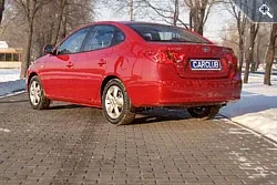 Hyundai Elantra: Hyundai по-американськи