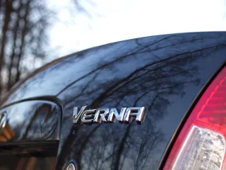 Hyundai Verna: Питання VERNAсті