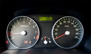 Hyundai Verna: Питання VERNAсті
