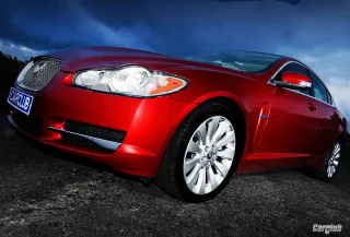 Jaguar XF: Xtra Fitness