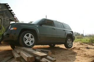 Тест-драйв Jeep Liberty: вірність традиціям