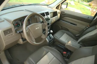 Тест-драйв Jeep Liberty: вірність традиціям