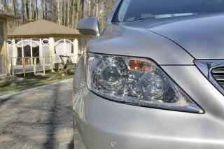 Lexus LS460: Роскошь по-японски
