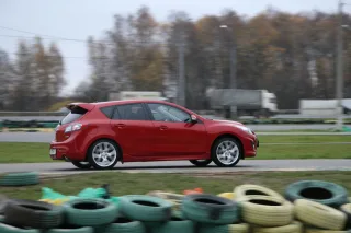 Тест-драйв Mazda3 MPS Россия: между небом и землей