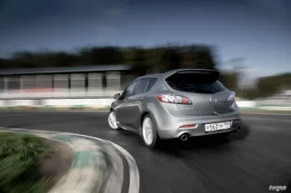 Тест-драйв Mazda3 MPS Россия: между небом и землей
