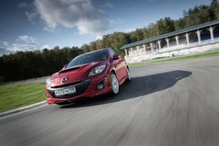 Тест-драйв Mazda3 MPS Россия: между небом и землей