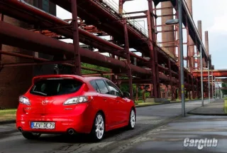 Тест-драйв Mazda3 MPS Німеччина: костюмчик новенький