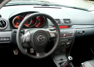 Mazda 3 MPS: Гоночное настроение, или Need For Speed