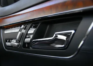 Mercedes-Benz S500: Пульман