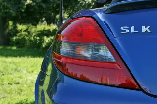 Mercedes-Benz SLK 350: Наддержава