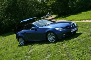 Mercedes-Benz SLK 350: Наддержава