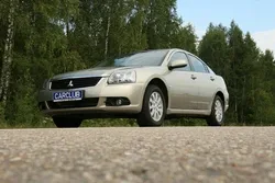 Тест-драйв Mitsubishi Galant: «американізація»